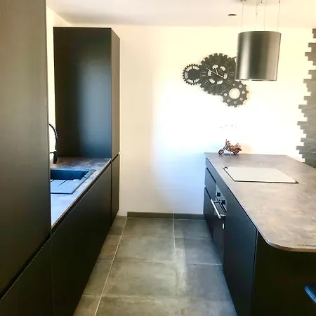 Maison Avec Jacuzzi Interieur Sur Nyaraló